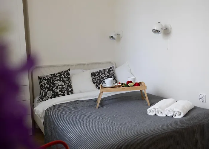 Wlochy - Parking, And Park View - By Rentujemy Апартаменты *