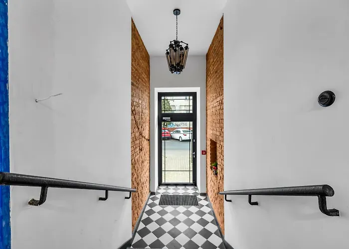 Wlochy - Parking, And Park View - By Rentujemy * Варшава