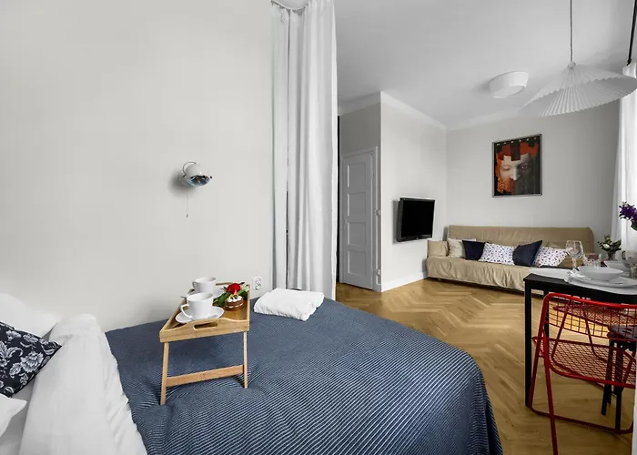 Wlochy - Parking, And Park View - By Rentujemy Апартаменты