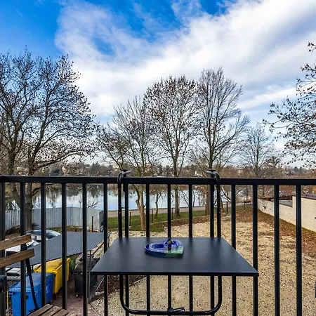 Wlochy - Parking, And Park View - By Rentujemy Appartement