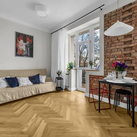 Lejlighed Wlochy - Parking, And Park View - By Rentujemy