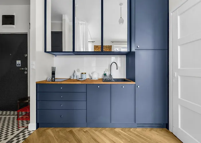 Wlochy - Parking, And Park View - By Rentujemy Lejlighed